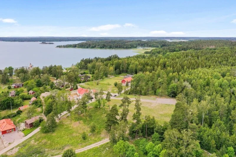 om oss orebro rotated